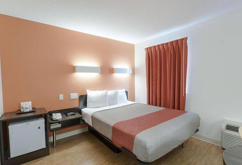 장애인을 위한 스탠다드 룸, Motel 6 Brandon, Mb