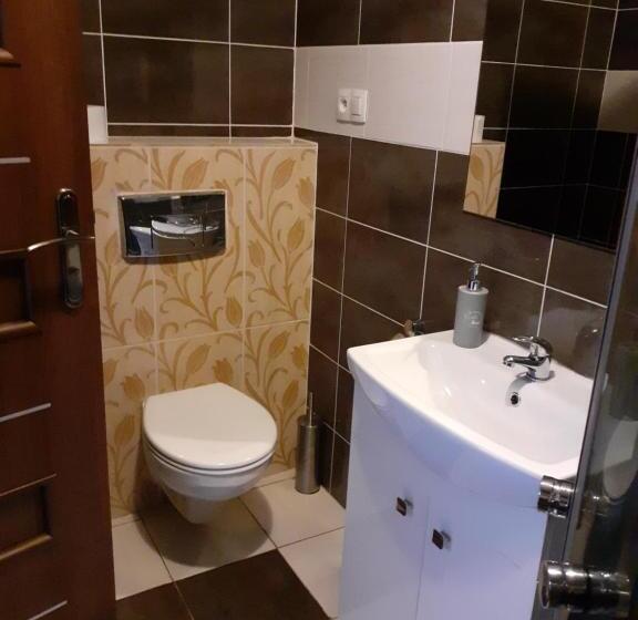 Quarto Deluxe, Noclegi Pod Dębem, Pulandia Brzózki