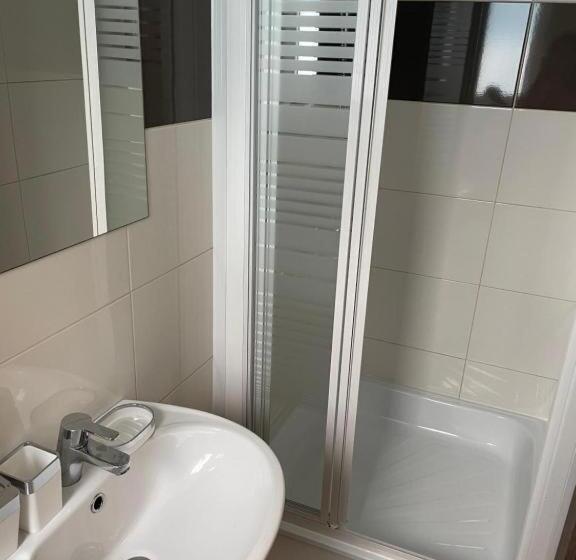 Quarto Estandar, Villa Vis A Vis
