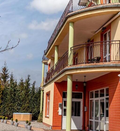 Номер Стандарт с Балконом, Villa Adamar   Masaże & Jacuzzi