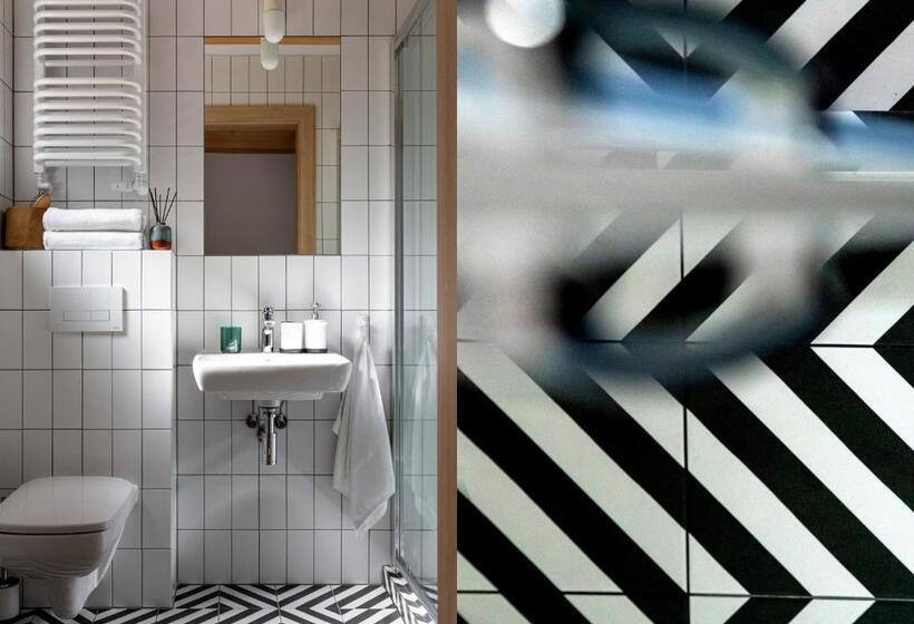 اتاق استاندارد چهارنفره با بالکن, Dom Góry Las   Kameralny Pensjonat W Centrum Karpacza Dla Gości Dorosłych Od 13 Roku życia, Catering