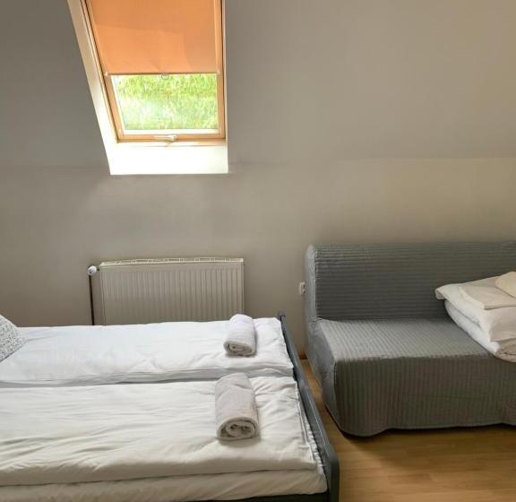 Quarto Triplo Estandar, Przystanek Gubałówka  Guest House Zakopane