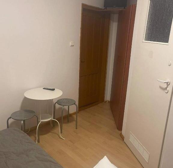 Quarto Economy Individual, Przystanek Gubałówka  Guest House Zakopane