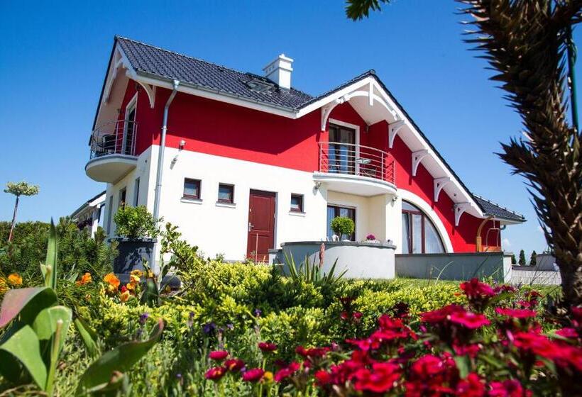 Апартаменты 3 Спальни, Villa Kamila