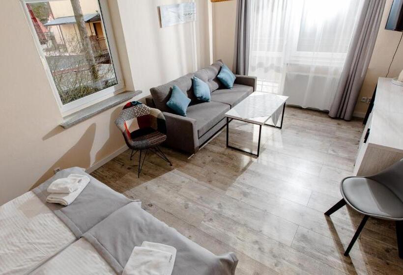 Семейный Номер, Ośrodek Kolonijno Wczasowy Mewa   Przy Plaży Z Basenem Z Podgrzewaną Wodą I Mini Spa