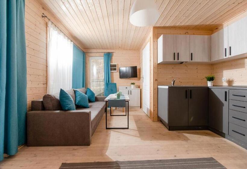 Шале 1 Спальня, Ośrodek Kolonijno Wczasowy Mewa   Przy Plaży Z Basenem Z Podgrzewaną Wodą I Mini Spa