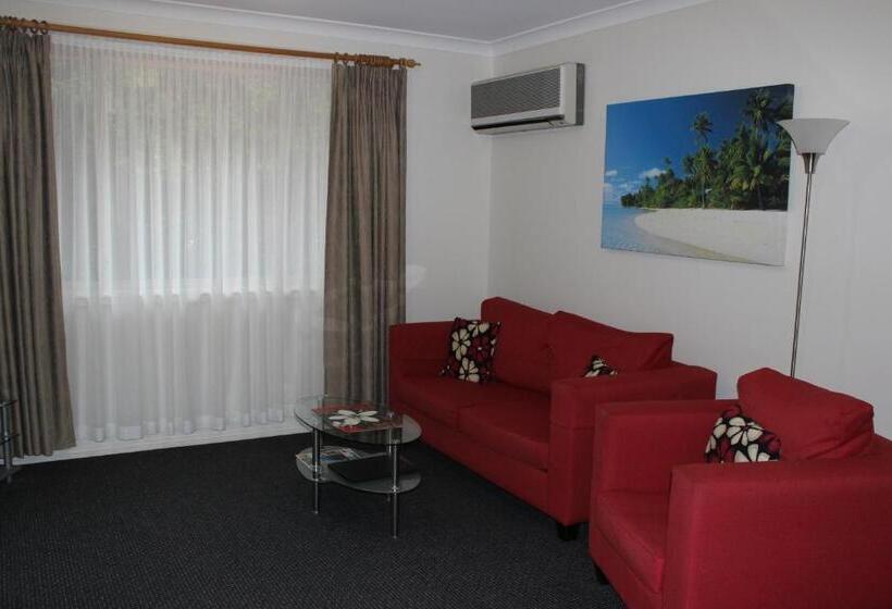 Апартаменты 2 спальни Вид на Бассейн, Beaches Serviced Apartments