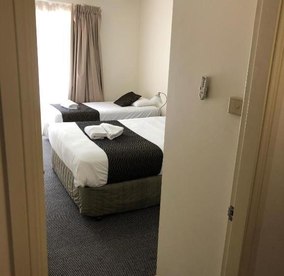 Вилла 3 Спальни, Beaches Serviced Apartments