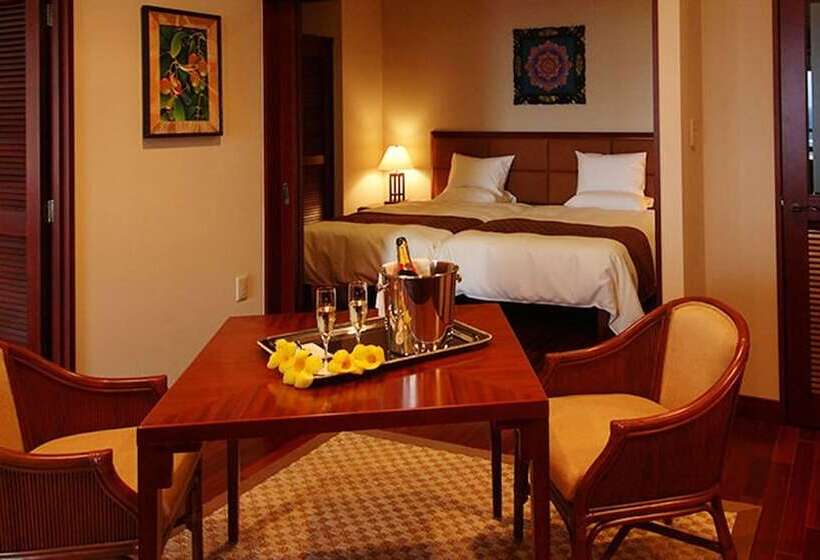 سوییت سوپریور, Shigira Bayside Suite Allamanda