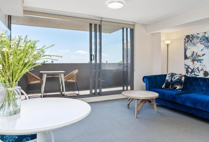 1 Schlafzimmer Apartment mit Blick, Terminus Apartment Hotel, Ascend Hotel Collection