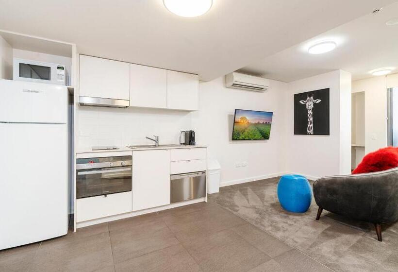 Studio Standard z Balkonem, Terminus Apartment Hotel, Ascend Hotel Collection