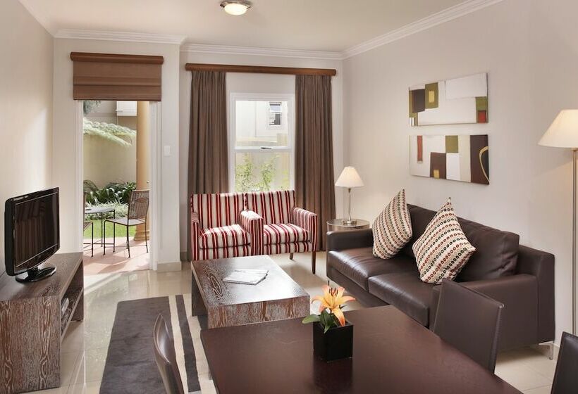 Apartamento 1 Dormitório, The Capital Villa