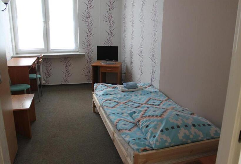 Номер Базовый Одноместный Совместный Санузел, Hostel Barbórka