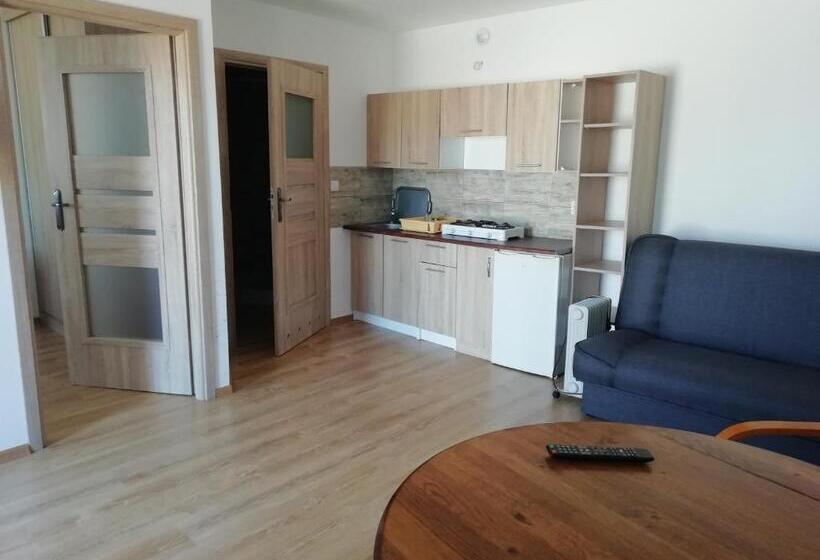 Шале 1 Спальня, Pokoje Gościnne Strażnica
