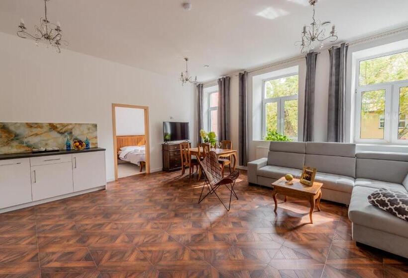 Люкс Повышенной Комфортности, Kamienica Zamenhofa   Apartamenty Na Wynajem
