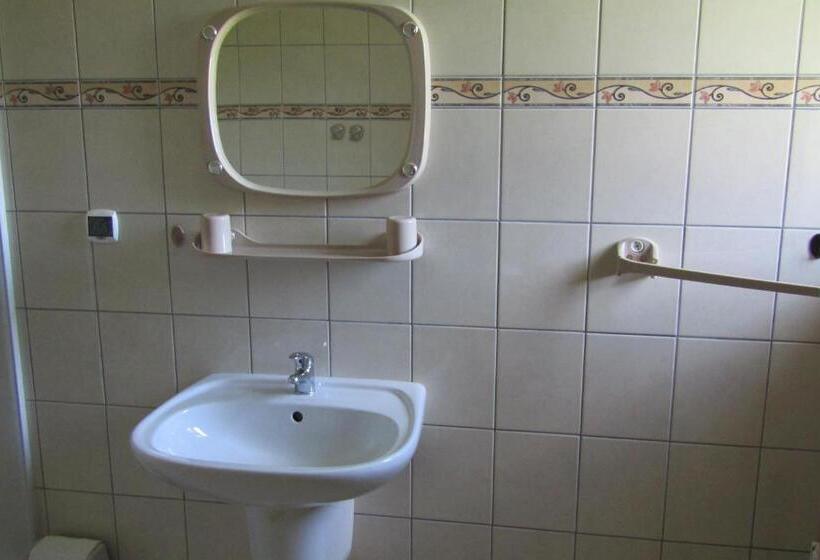 Quarto Triplo Estandar, Mylak Bianca