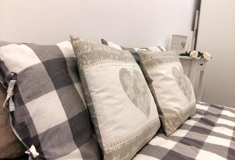 Номер Стандарт Вид на Сад, Master Corner Apartment