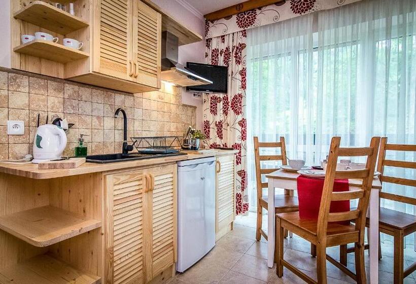 スイート, Aparthotel Pod Nosalem