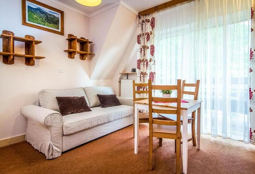 スイート, Aparthotel Pod Nosalem
