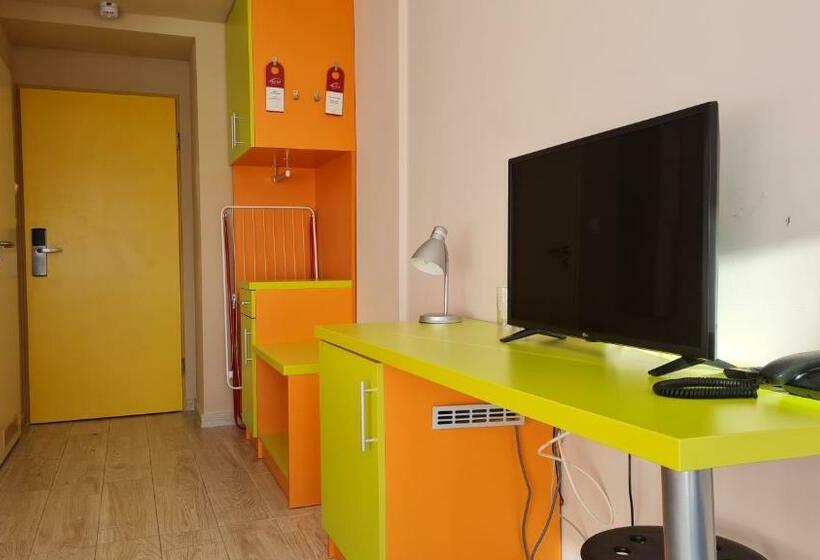 Трехместный Номер Стандарт Вид на Бассейн, Colors Holiday