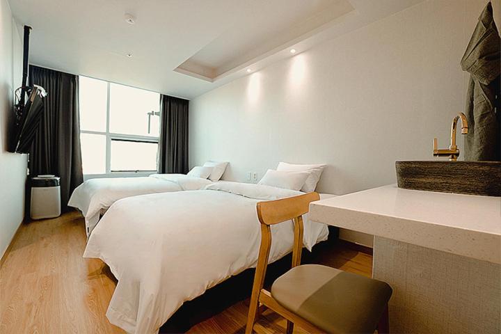 Номер Deluxe, Sokcho Gallery In Stay