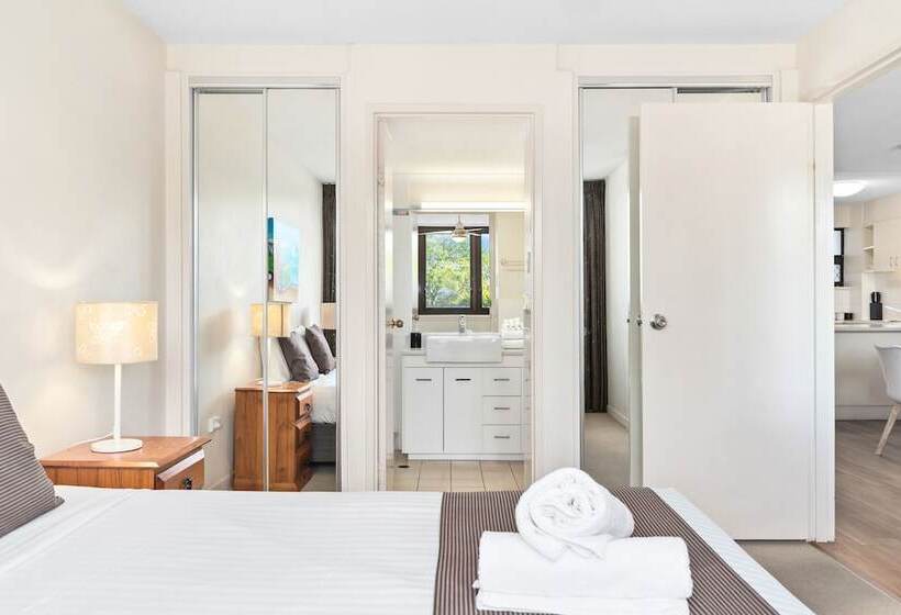 Апартаменты 3 Спальни, Windward Apartments