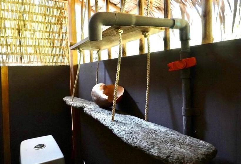 اتاق استاندارد با بالکن, Lily S Riverhouse