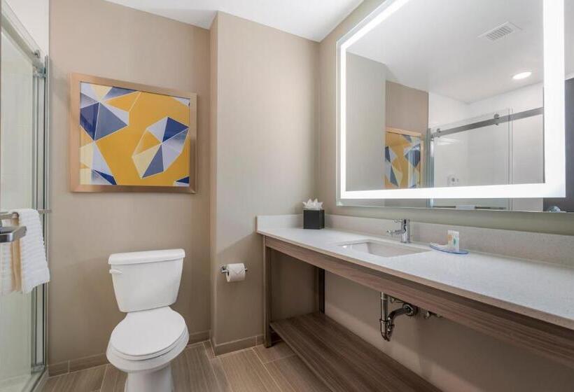 سوئیت با تخت بزرگ, Pestana Orlando Suites   Lake Buena Vista