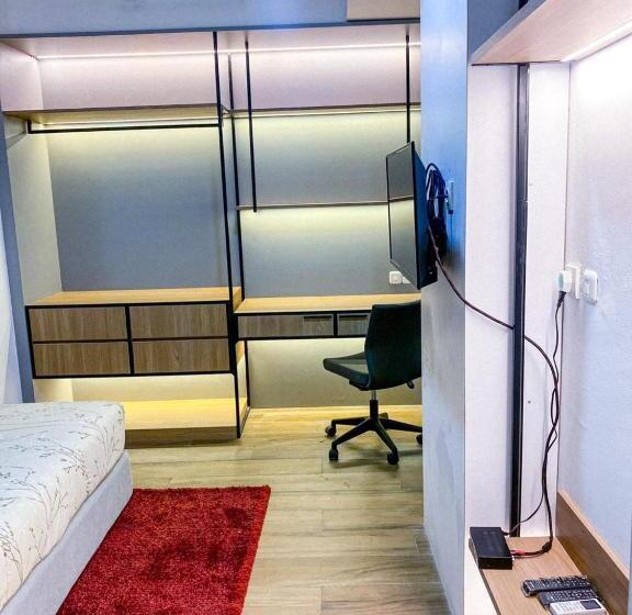 디럭스 룸, Menara One Hotel By Menara Santosa