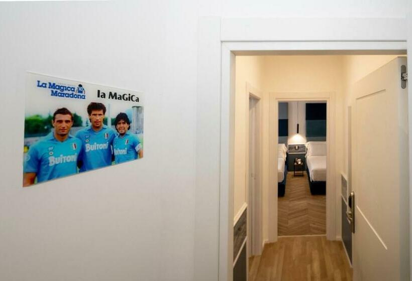 اتاق خانوادگی, La Magica   Maradona   Guest House