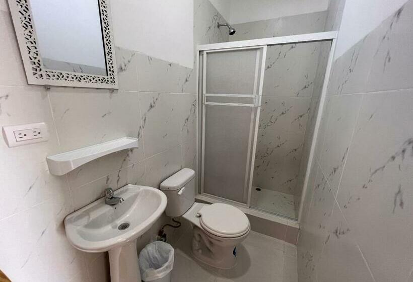 Четырехместный Номер Стандарт, Hosteria La Veleta, Playas