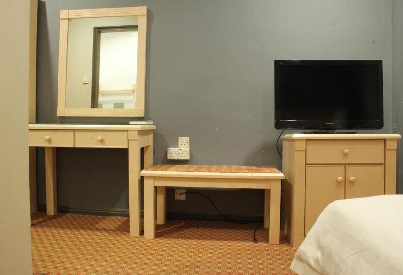 Номер Deluxe, Sandakan Inn