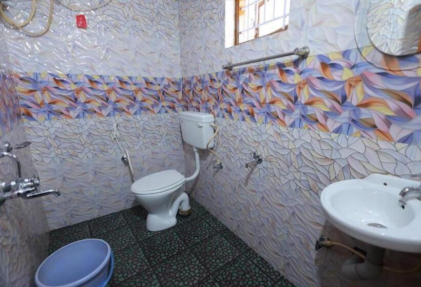 Quarto Triplo Estandar, Seven Endue Cottages