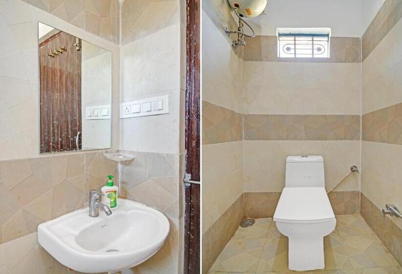 Quarto Triplo Clássico, Flagship Hotel 4 Seasons