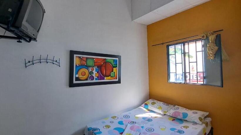 标准间, Plaza Confort Inn