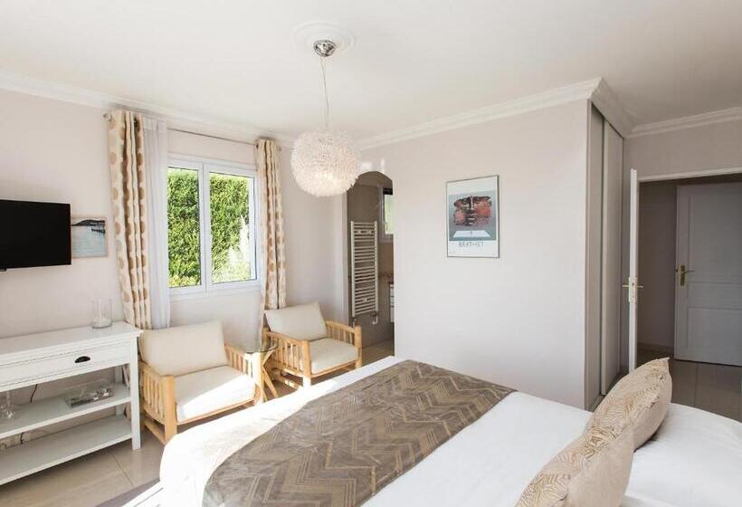 디럭스 룸 바다 전망, Les Chambres D Hôtes De Mougins