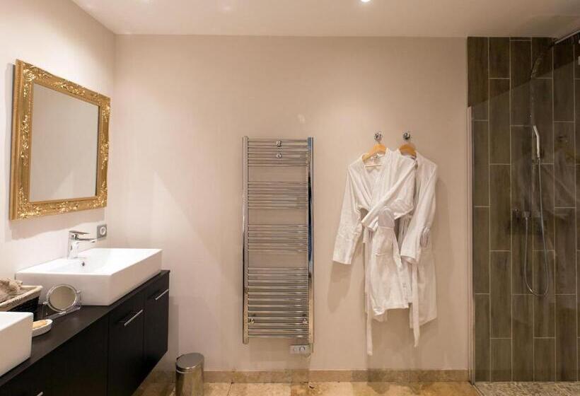 جناح ديلوكس, Les Chambres D Hôtes De Mougins