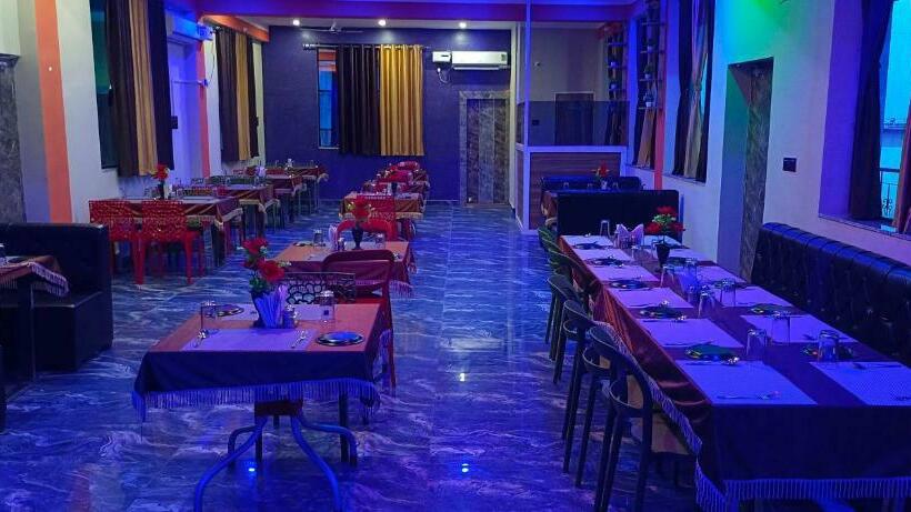 Трехместный Номер Классика, Oyo 70099 River View Resort