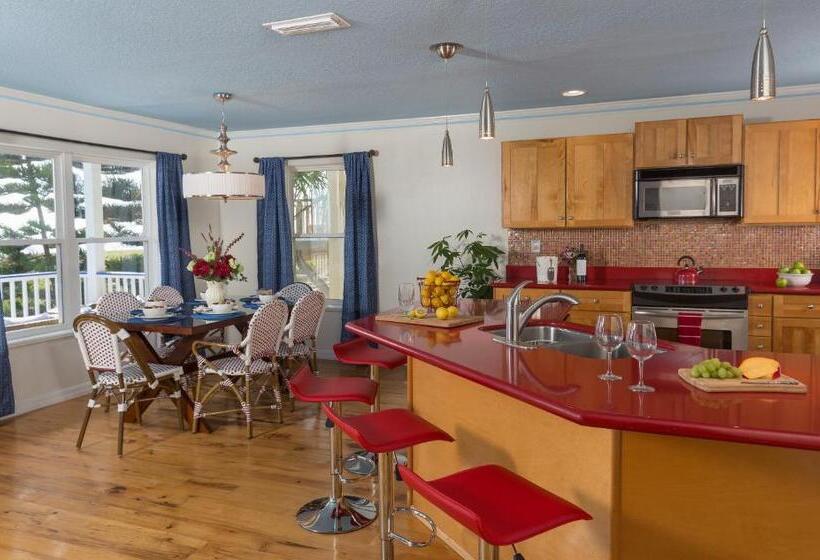 스위트 킹사이즈 침대, Bayfront Marin House