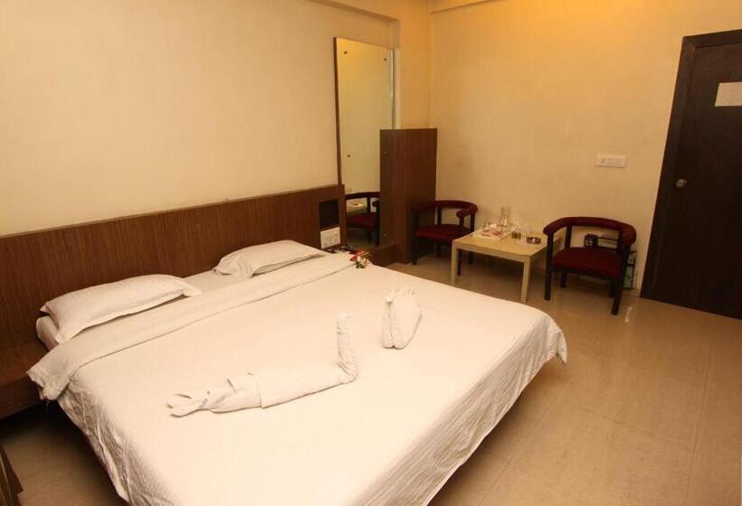 Quarto Estandar, Rama Heritage