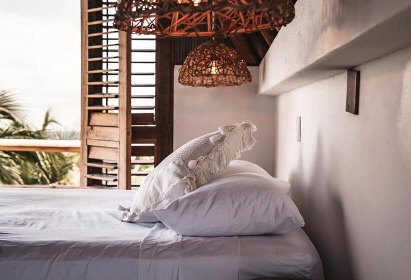 Люкс Повышенной Комфортности, Casa Chula Hotel Boutique Frente Al Mar