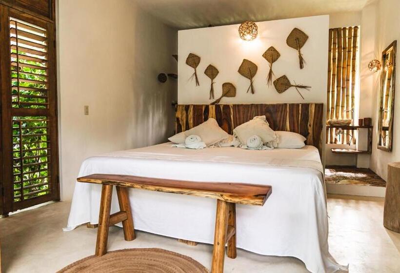 Люкс с Террасой, Casa Chula Hotel Boutique Frente Al Mar