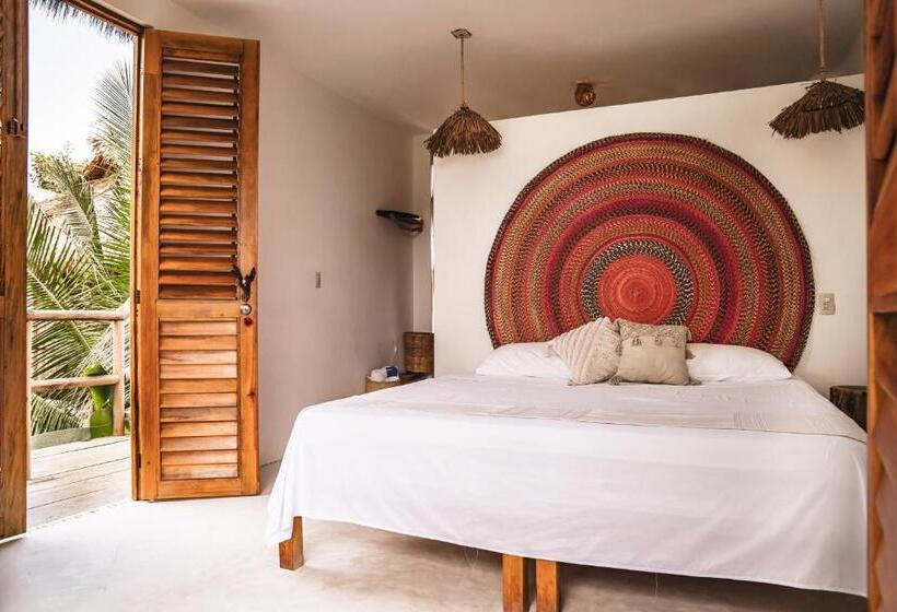 Люкс с Балконом, Casa Chula Hotel Boutique Frente Al Mar