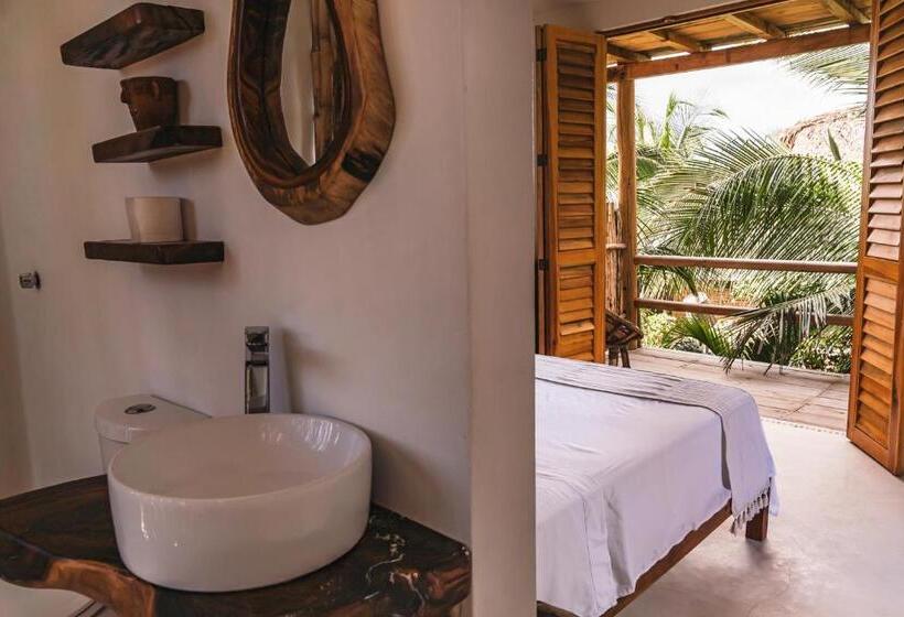Люкс с Балконом, Casa Chula Hotel Boutique Frente Al Mar