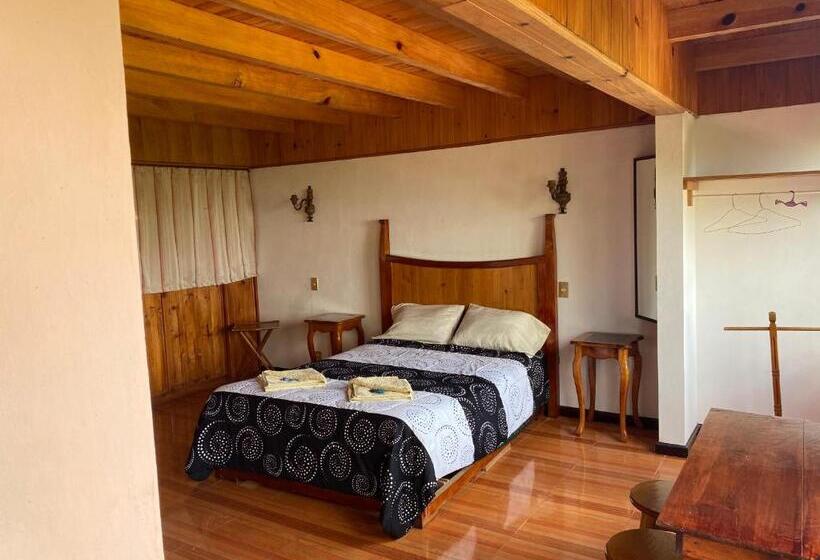 スタンダード４人部屋, Posada Quetzalin