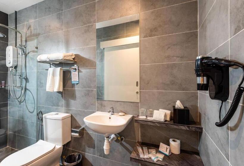 Семейное Студио, The Signature Serviced Suites Puchong