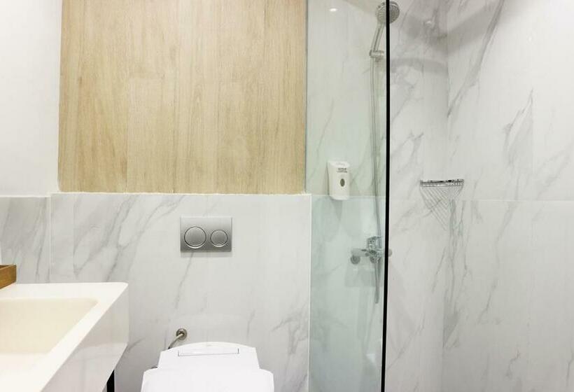 اتاق لوکس, Cordia Hotel Banjarmasin   Hotel Dalam Bandara