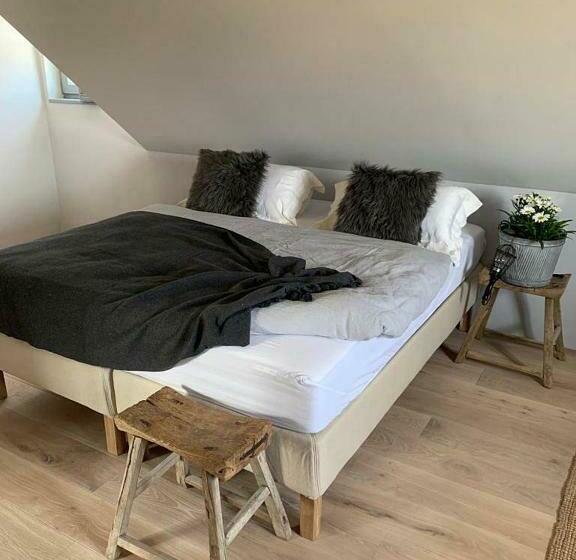 带1个卧室带花园景观的公寓, Ořechový Dvůr