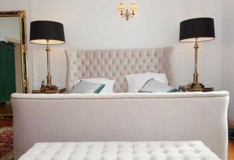 Трехместный Номер Комфорт, Schlosshotel Gross Koethel