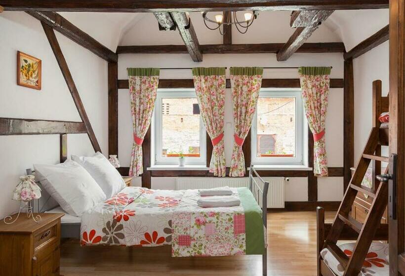 Апартаменты Deluxe 1 Спальня, Gospodarstwo Agroturystyczne Kowalowe Wzgórze